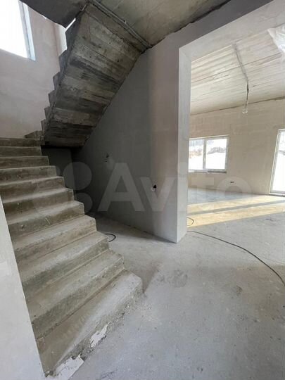 Коттедж 160 м² на участке 12 сот.