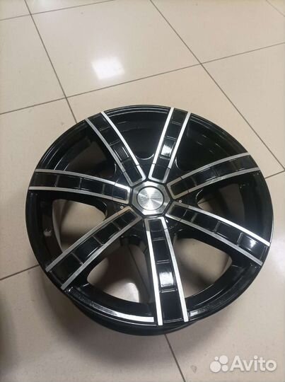 Диски r20 BMW Range Rover 2 шт