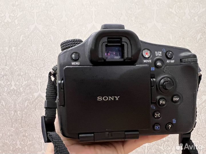 Фотоаппарат Sony a77