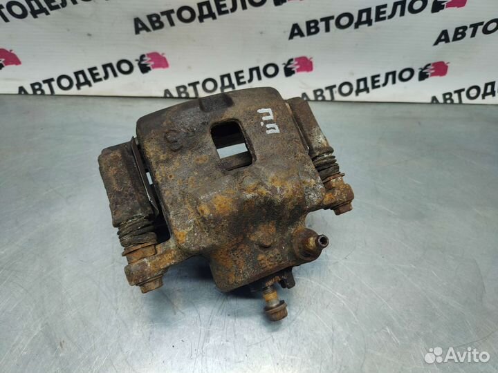 Суппорт передний правый Nissan Almera N15 1998 г.в