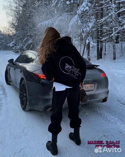 Спортивный костюм женский новый