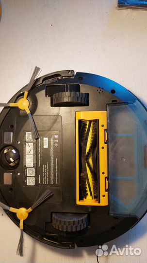 Робот пылесос