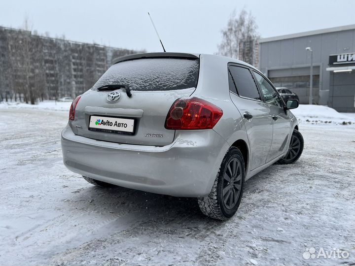 Toyota Auris 1.4 МТ, 2009, 268 945 км