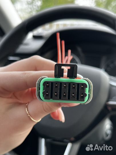 Разъем для блока круиз контроля Chevrolet Opel