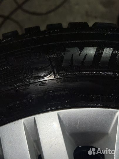 Michelin X-Ice North 4 185/65 R15