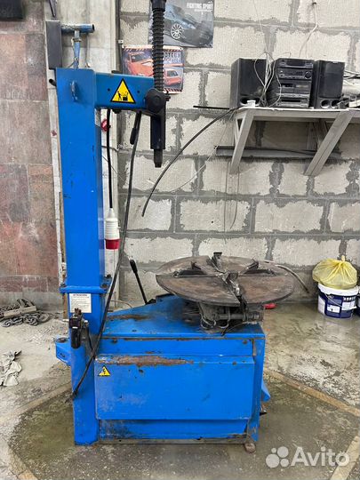 Шиномонтажный станок hofmann monty 1270