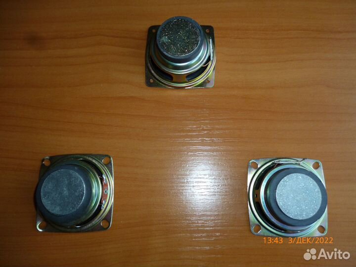 Динамики разные на 4 Ом и 8 Ом (ESE YDT415-G1-10W)