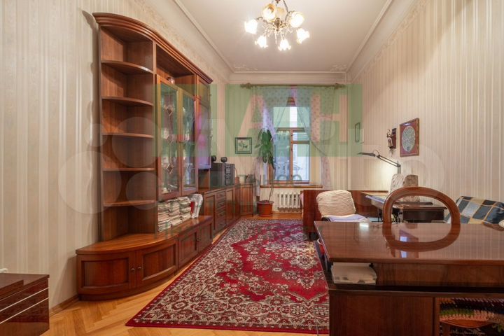 4-к. квартира, 135,6 м², 4/6 эт.