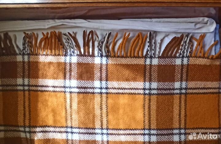 Покрывало на кровать(шерсть)