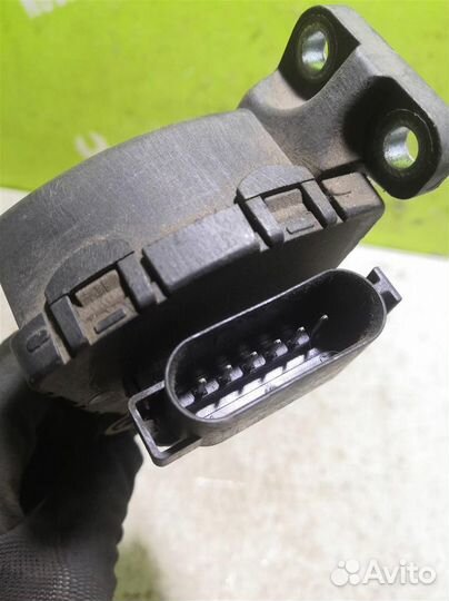 Педаль газа Форд Фокус 2