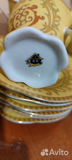 Фарфоровый подарочный чайно кофейный сервиз