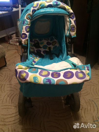 Прогулочная коляска