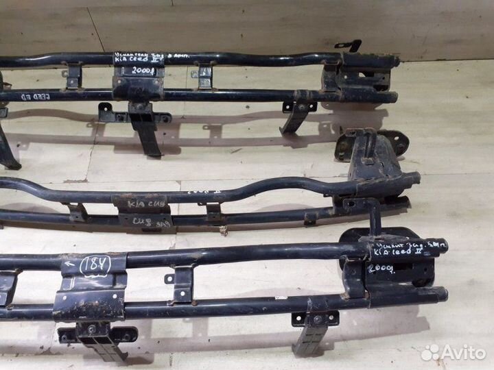 Усилитель заднего бампера Kia Ceed 2