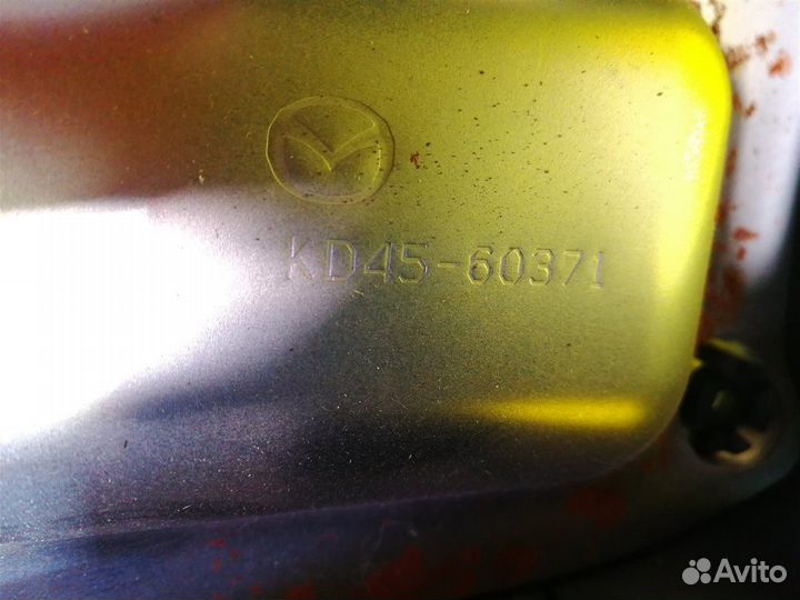 Кожух рулевой колонки Mazda 6 (Gj)