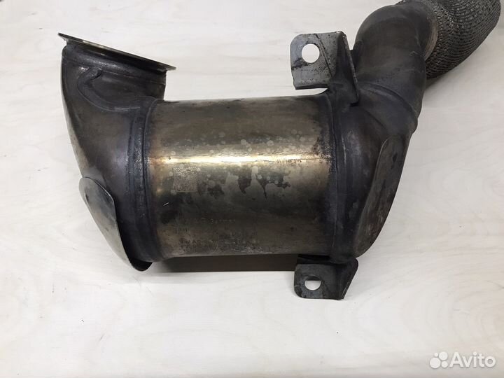 Приемная труба с катализатором Passat B8