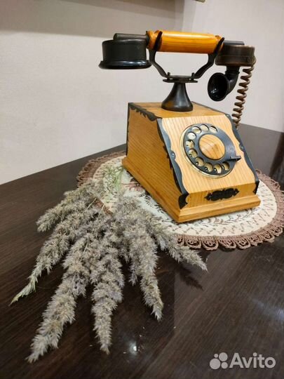 Телефон Tesla. 1983 г.Чехословакия. Винтаж.Ретро