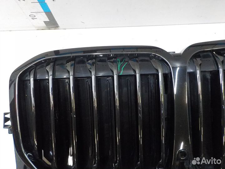 Б/У Б/У Решетка радиатора BMW X7 G07 2018- 5113