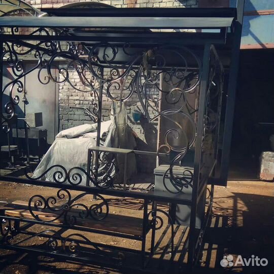 Мангал беседка с печкой и скамейкой