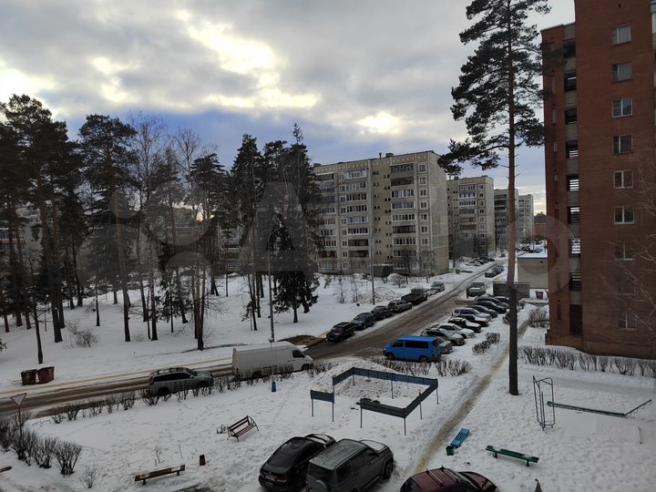 1-к. квартира, 35 м², 4/9 эт.