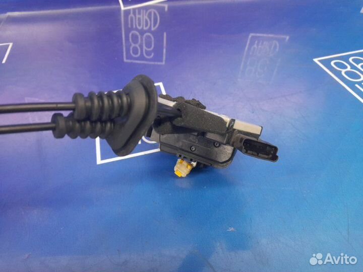 Замок двери передний правый Changan Cs35 Plus