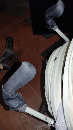 Прогулочная коляска трость