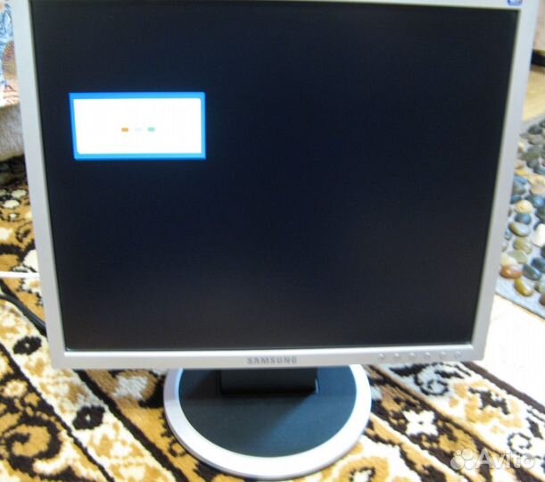 Монитор Samsung SyncMaster 940N, 1280x1024, 75 Гц