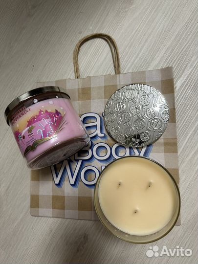 Bath and body works свеча новогодняя