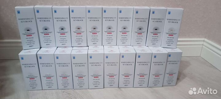 Jigott /Солнцезащитный крем для лица и тела