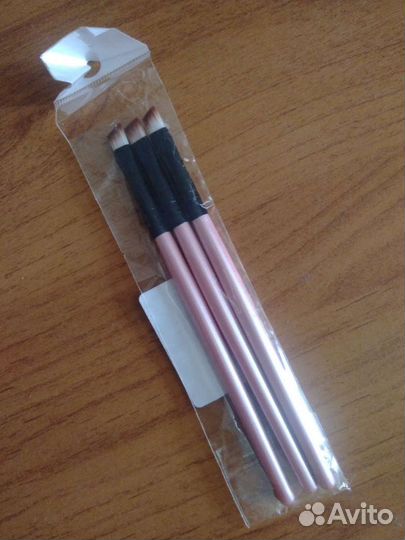 Кисти для бровей