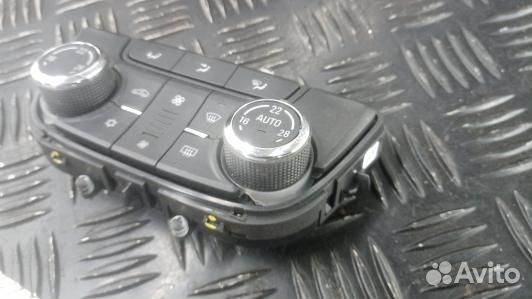 Блок управления печки и климат-контроля opel mokka (ZDN33OV01)