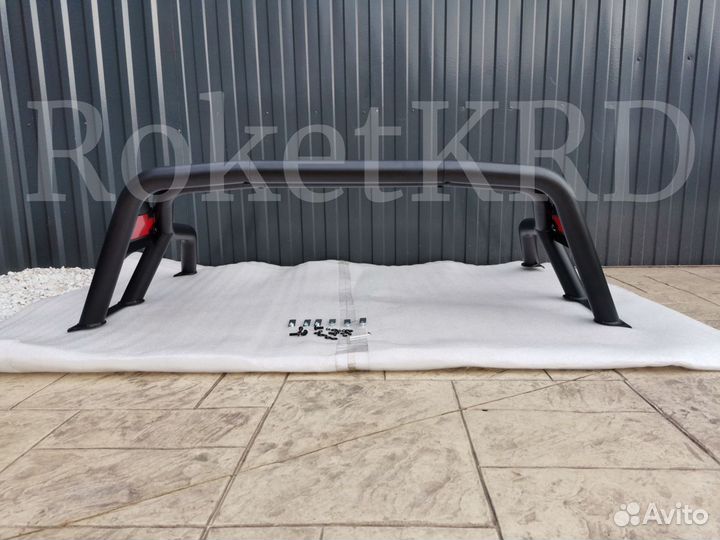 Дуга в багажник Toyota Hilux с 2015 года