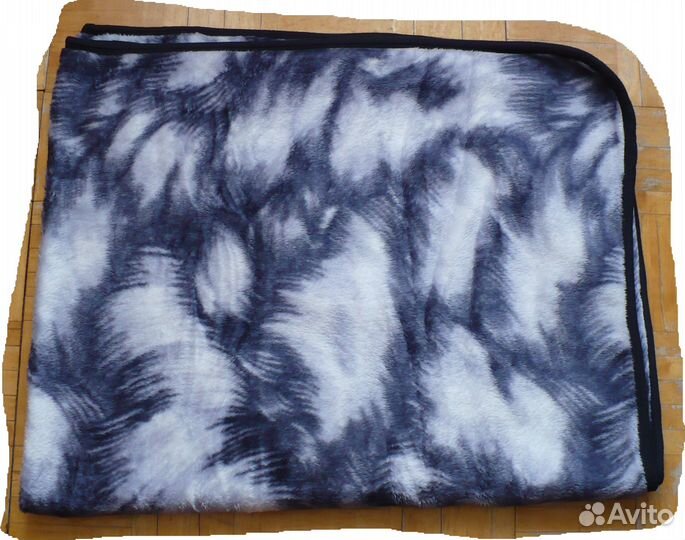 Покрывало и/или пледы