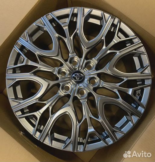 Диски для на Toyota Land Cruiser 300 лк300 R24