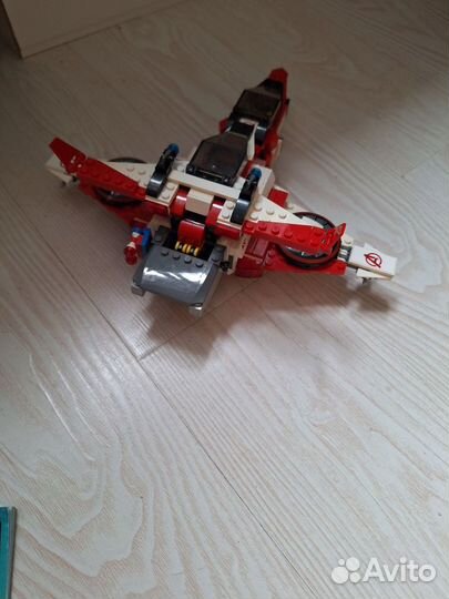 Lego 76049 самолёт мстителей