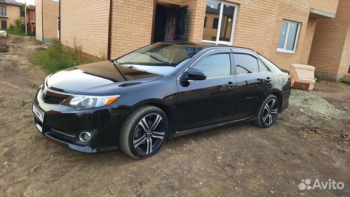 Toyota Camry 2.5 AT, 2013, 185 000 км