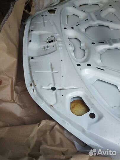 Капот на гранту фл