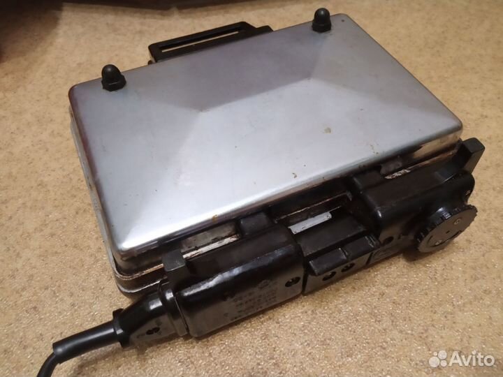 Электровафельница СССР Обь