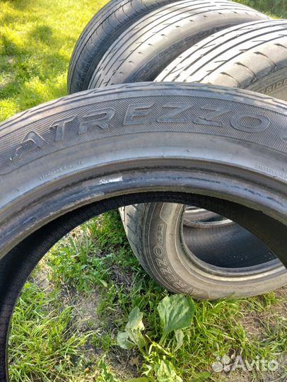 Yokohama 104ZR 255/55 R17
