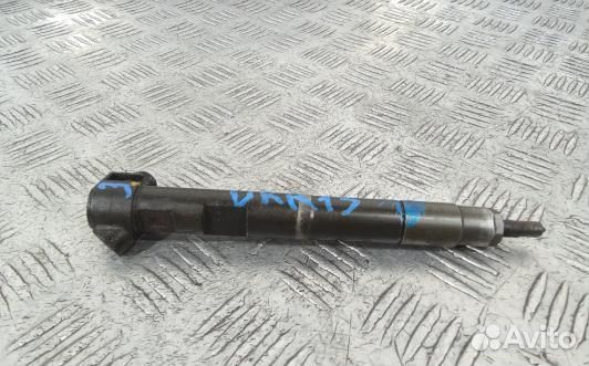 Форсунка дизельная mercedes benz vito W639 (UKR13A