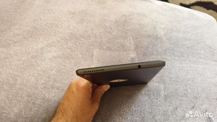 Планшет lenovo