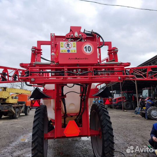 Опрыскиватель прицепной