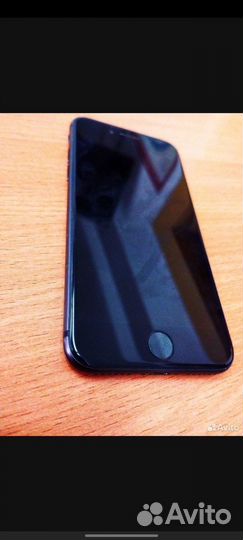 iPhone 8, 64 ГБ