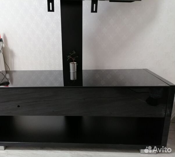 Тумба под телевизор бу