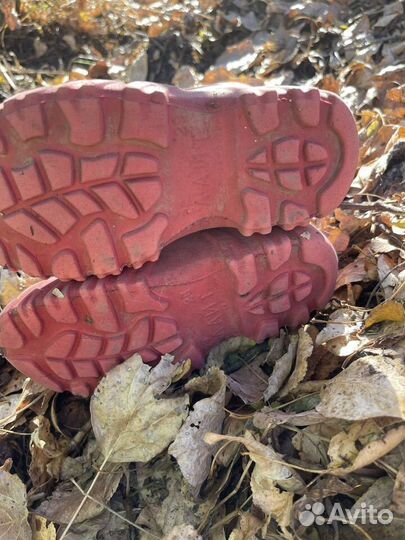 Детские сапоги резиновые пенка 28 и 30 р