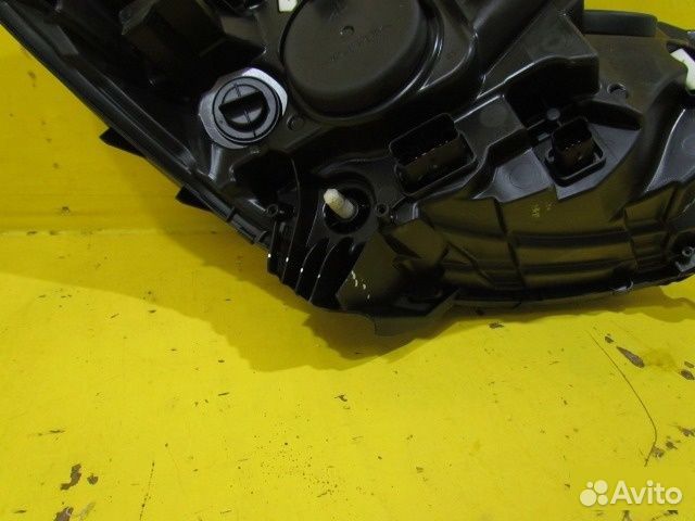 Фара левая Renault Kaptur 2016