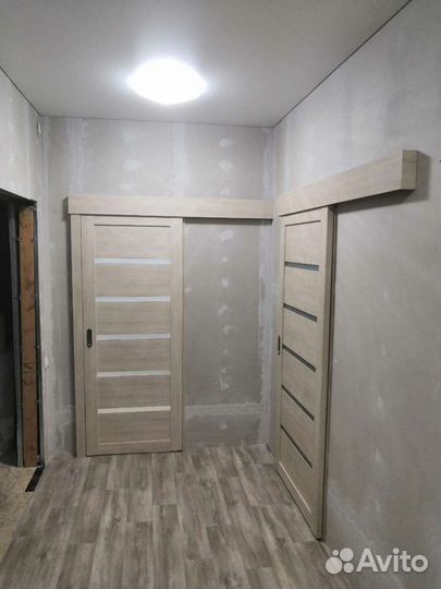 Установка межкомнатных и входных дверей