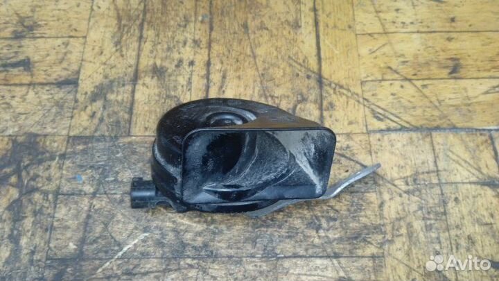 Сигнал звуковой низкий тон Volvo V40 2019