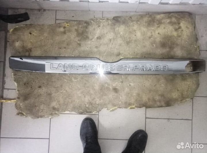 Накладка багажника Toyota LandCruiser Prado 150