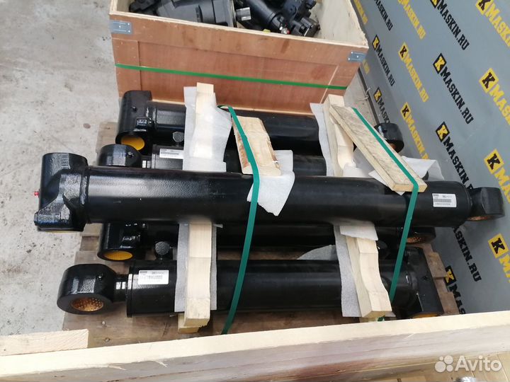 Цилиндр подъёма стрелы форвардер John Deere