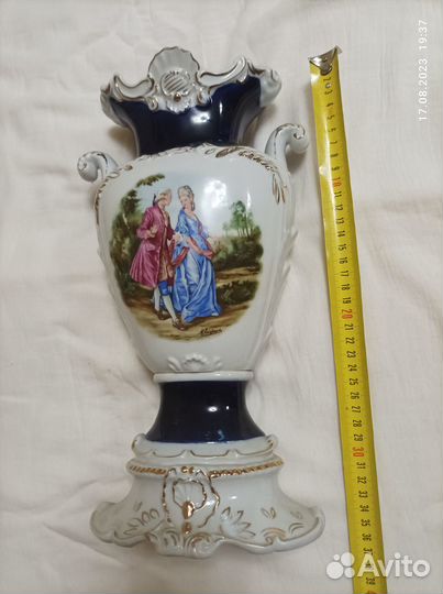 Ваза И статуэтка. фарфор. золото